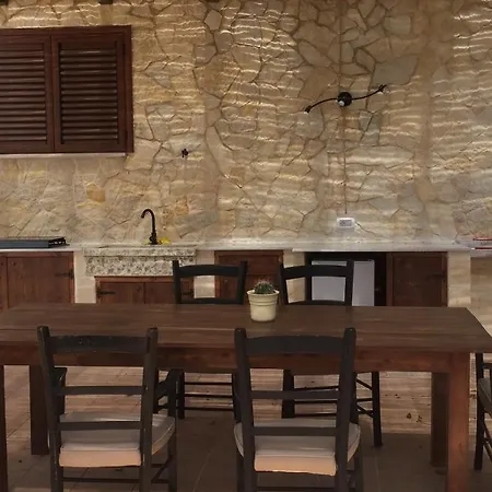 Casa Sergio Villa *